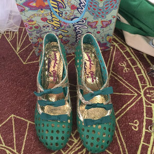 Fun in the Sun ICS, size 37